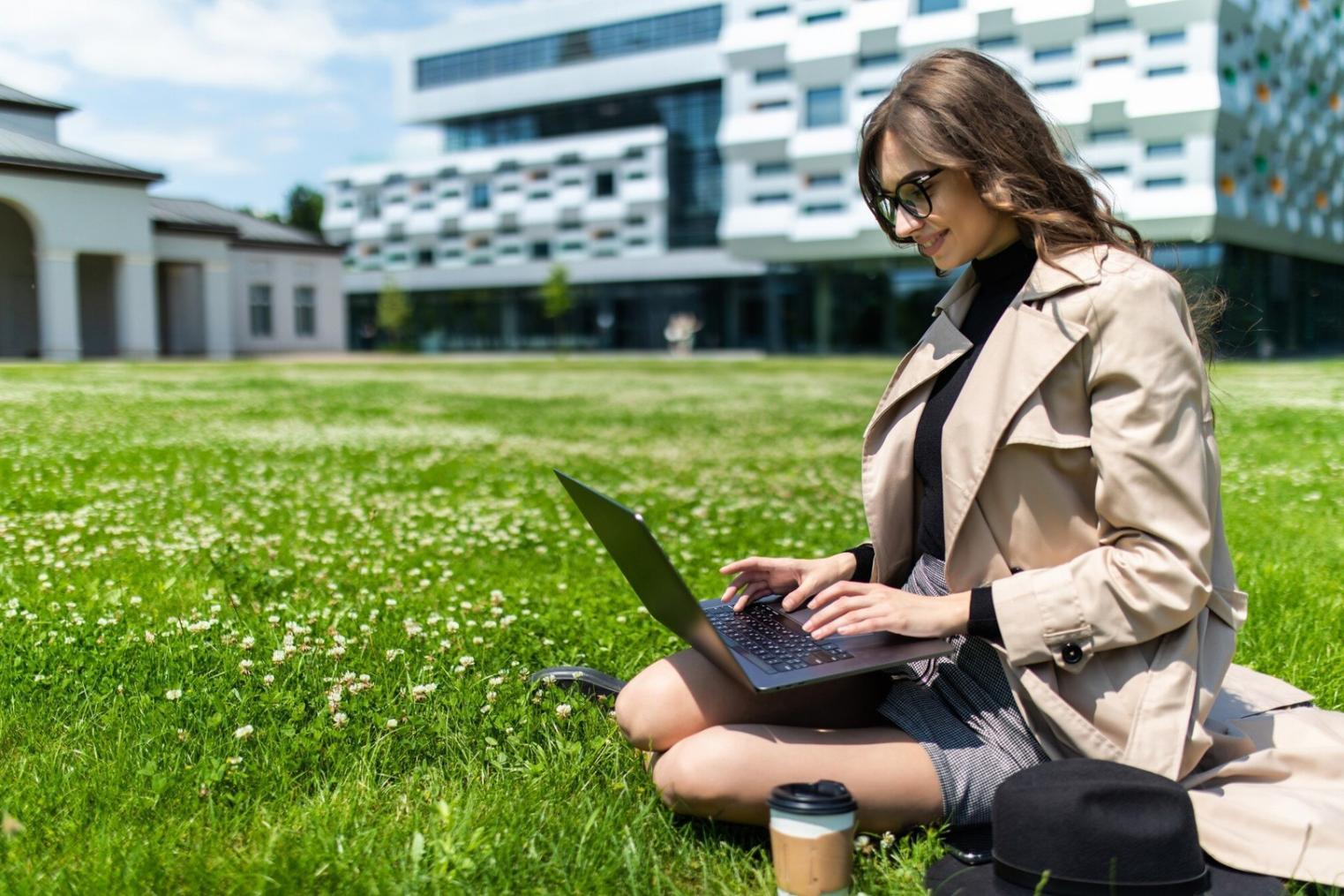 Professionelle Arbeitsatmosphäre im Coaching-Bereich